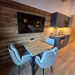 Penthouse Ii Mit Balkon Und Ausblick *