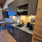 Penthouse Ii Mit Balkon Und Ausblick דירה *