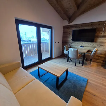 Penthouse Ii Mit Balkon Und Ausblick Apartman Fusch an der Glocknerstraße