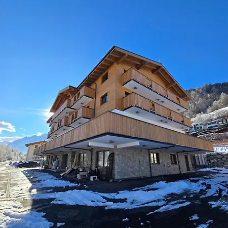 Penthouse Ii Mit Balkon Und Ausblick Apartman *