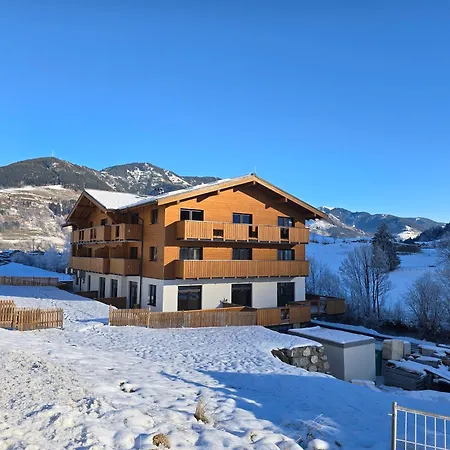 Penthouse Ii Mit Balkon Und Ausblick Apartman *