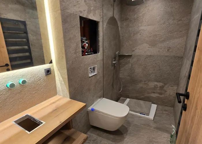 Penthouse Ii Mit Balkon Und Ausblick *