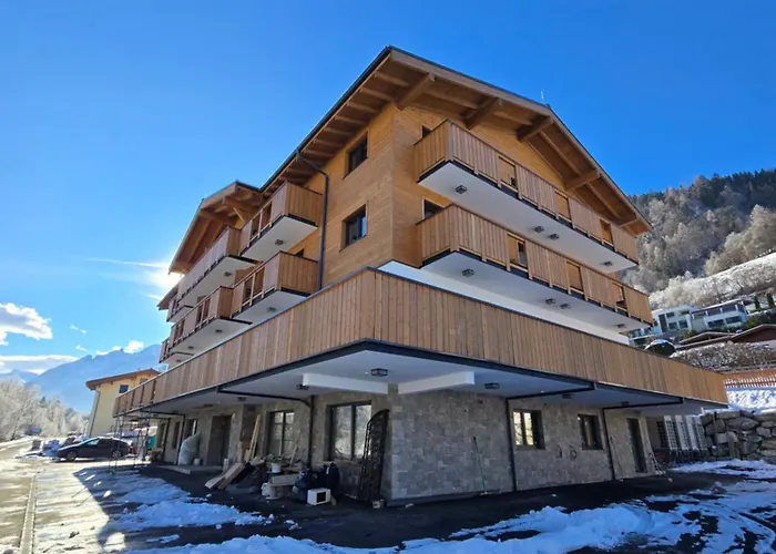 Penthouse Ii Mit Balkon Und Ausblick アパート *