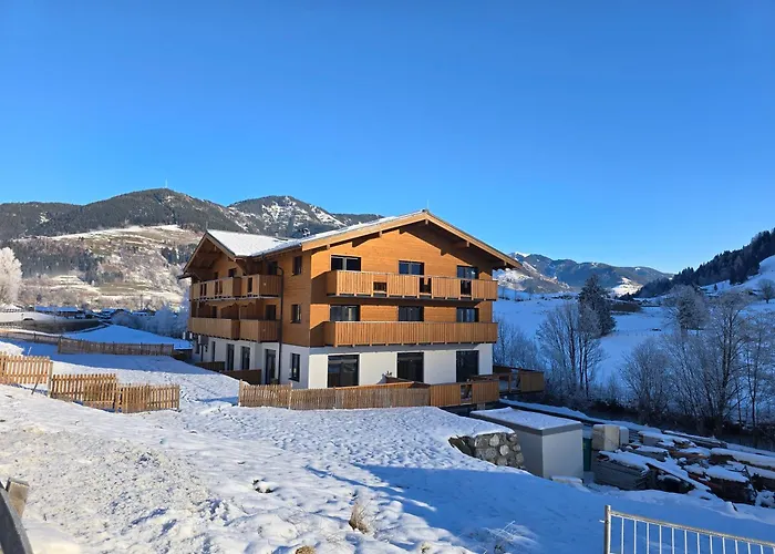 Penthouse Ii Mit Balkon Und Ausblick アパート