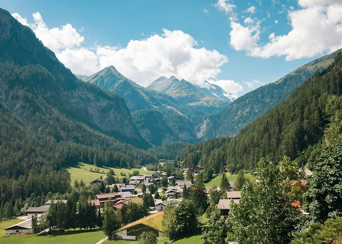 Penthouse Ii Mit Balkon Und Ausblick アパート フッシュ・アン・デア・グロースグロックナーシュトラーセ